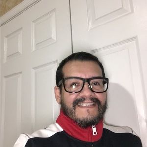 Meet your Posher, Jose